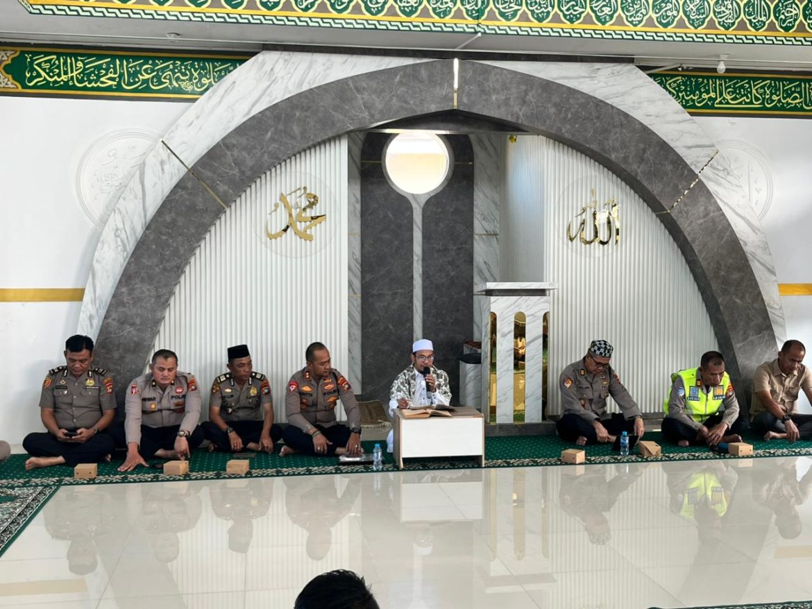 Polres Bangka Barat Gelar Binrohtal, Perkuat Nilai Keikhlasan dan Pengabdian Personel