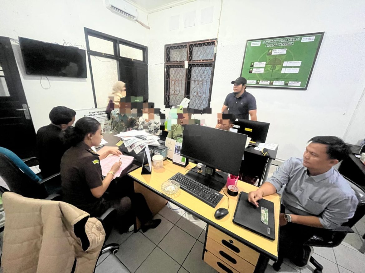 Polres Bangka Barat Limpahkan Kasus Penyelundupan Timah Lintas Negara ke Kejaksaan