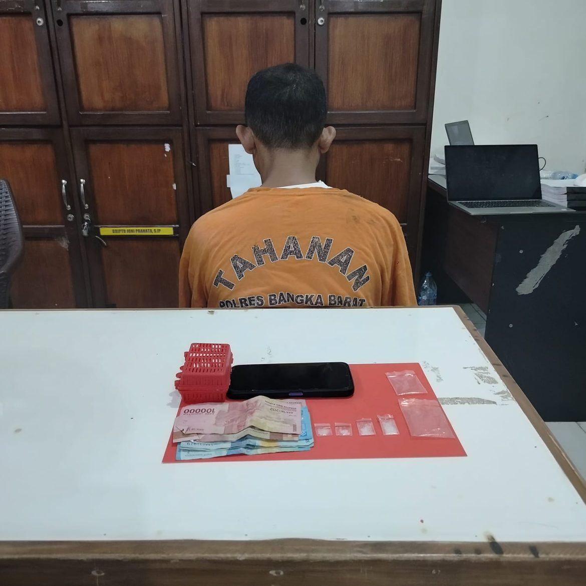 Polres Bangka Barat Ringkus Pekerja TI Pemilik 4 Paket Sabu, Diduga Akan