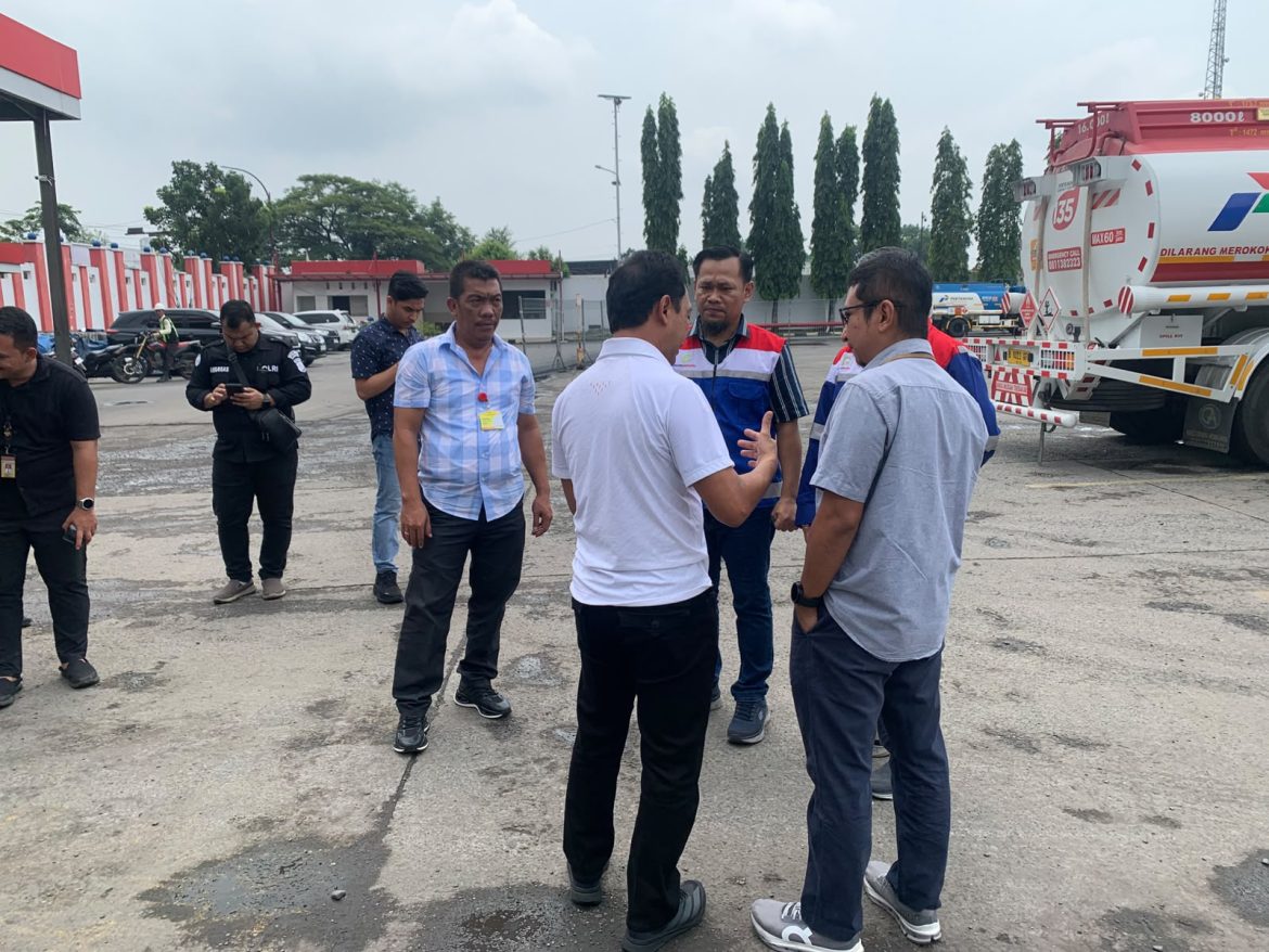 Polda Sumut Kawal Distribusi BBM, Puluhan Mobil Tangki Diberangkatkan ke SPBU Demi Jaga Pasokan untuk Masyarakat